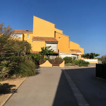 Rdc Avec Grande Terrasse 25m A 2 Min * ناربون بلاج
